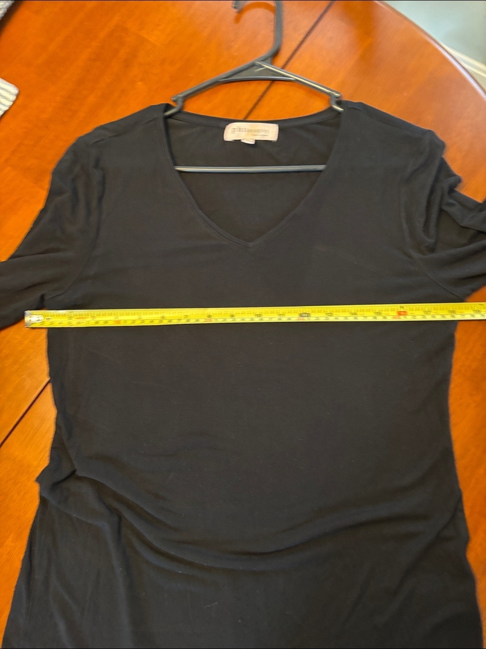Philosophy Black V-Neck 3/4 Sleeve Top - Picture 6 of 7